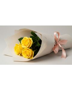 3 rosas amarillas